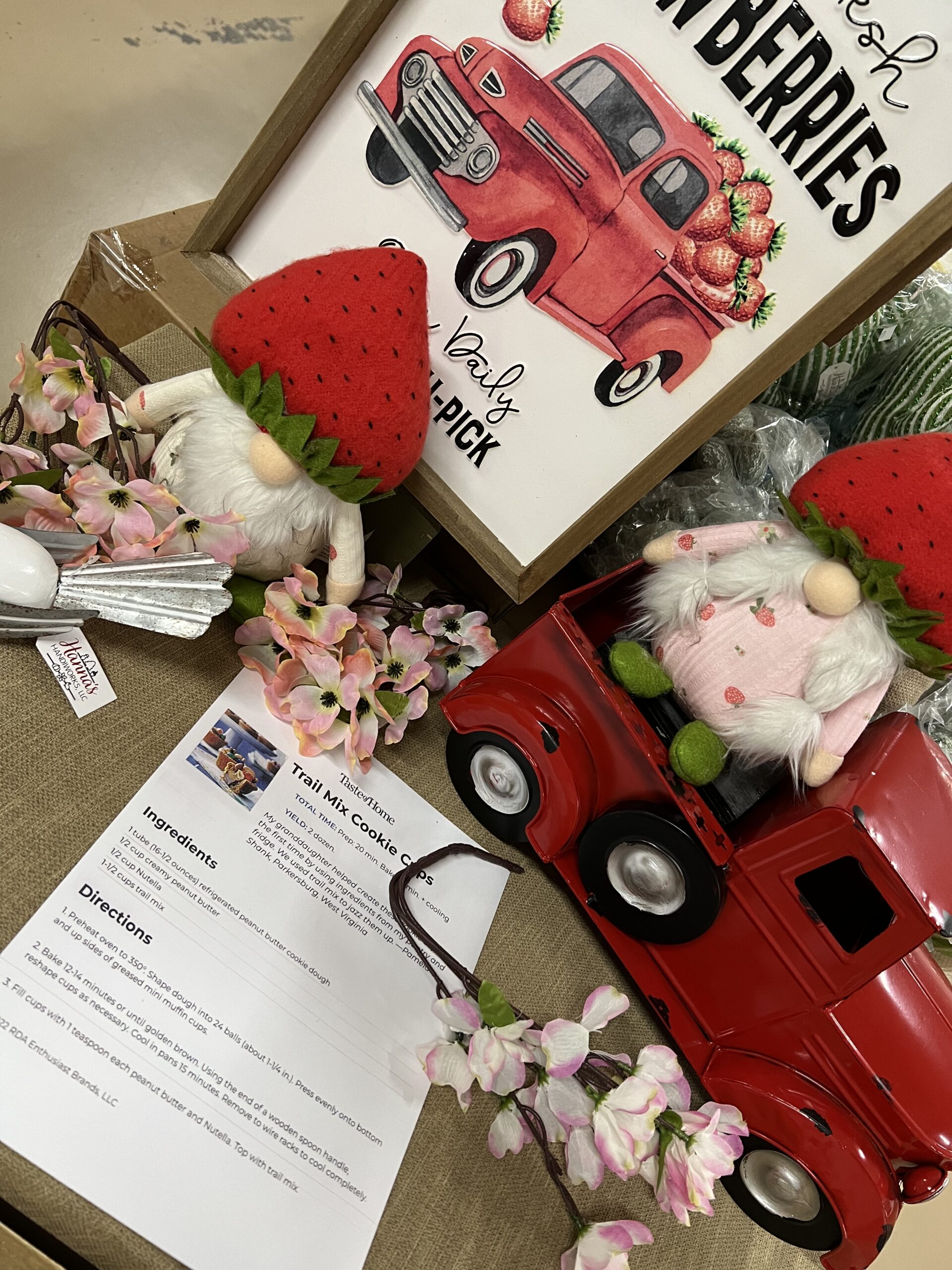 Hanna's Handiworks Blog Bringing gifts, home decor, seasonal